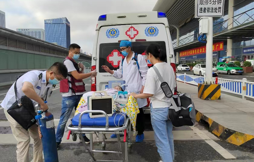 涟源市救护车出租公司